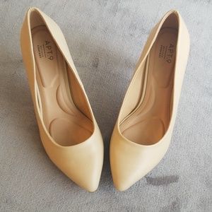 Apt. 9 Womens Heels